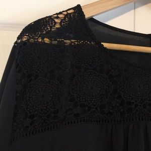 Ava & Viv Blouse Black Lace Shoulders 2X